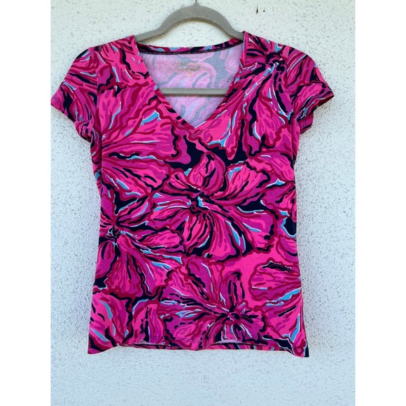 Lilly Pulitzer XS Floral V Neck Top Pink Blue Black Cotton Blend Tee - Picture 1 of 6